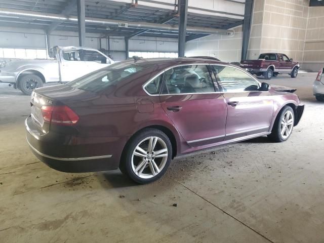 2013 Volkswagen Passat SEL