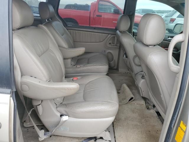 2007 Toyota Sienna XLE