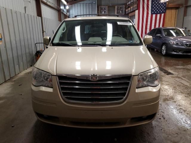 2010 Chrysler Town & Country Touring