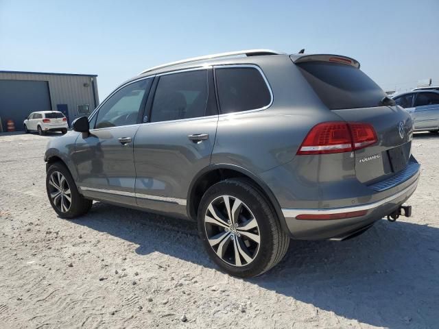 2017 Volkswagen Touareg Wolfsburg