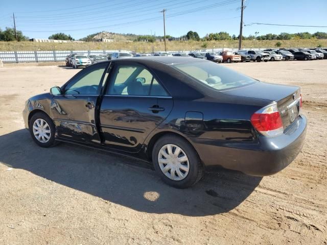 2005 Toyota Camry LE