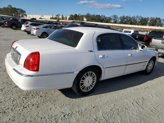 2008 Lincoln Town Car Signature Limited