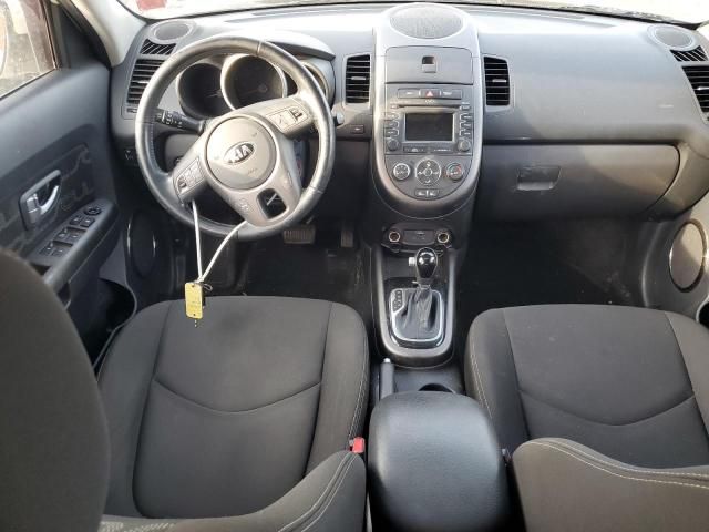 2013 KIA Soul +