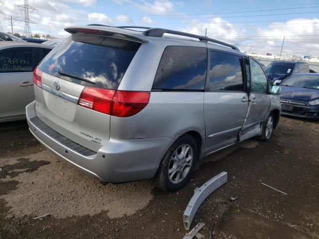 2004 Toyota Sienna XLE