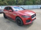 2017 Jaguar F-PACE R-Sport