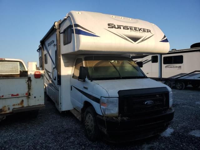 2021 Ford Econoline E450 Super Duty Cutaway Van