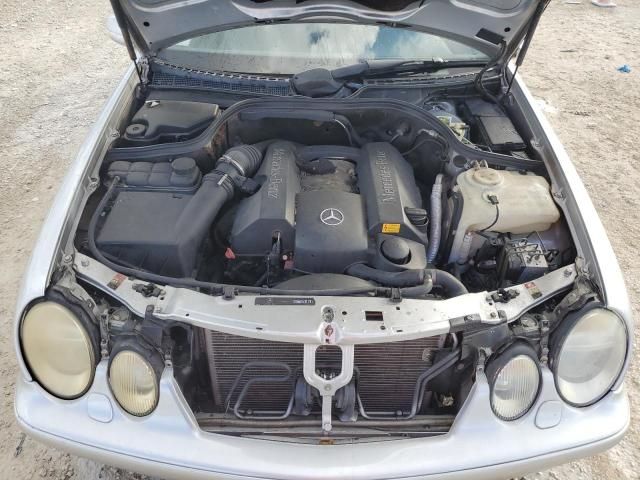 2003 Mercedes-Benz CLK 320