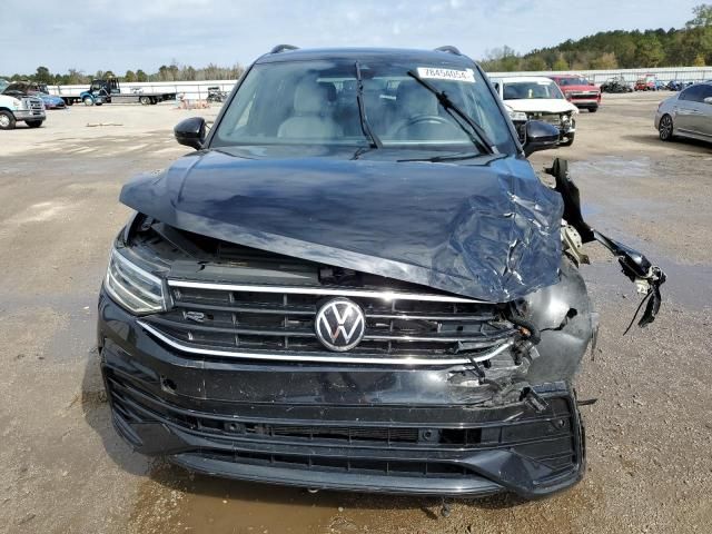 2022 Volkswagen Tiguan SE R-LINE Black