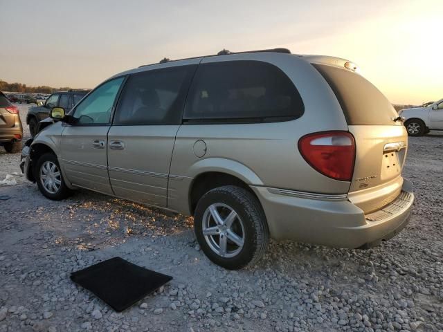 2005 Chrysler Town & Country Touring