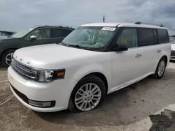 Carros dañados por inundaciones a la venta en subasta: 2017 Ford Flex SEL