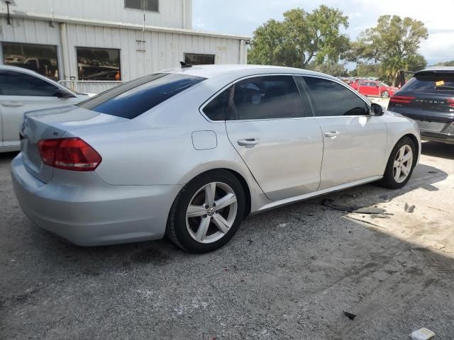 2012 Volkswagen Passat SE