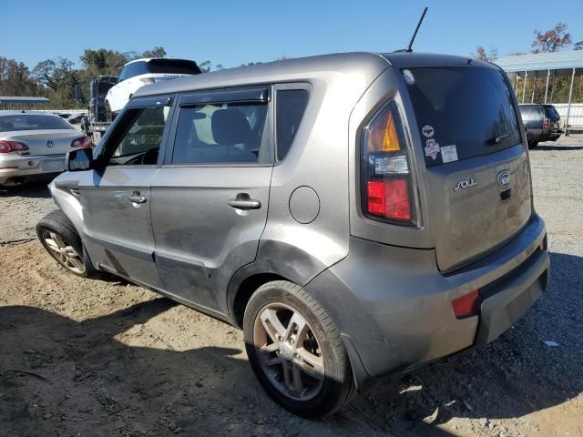 2011 KIA Soul +