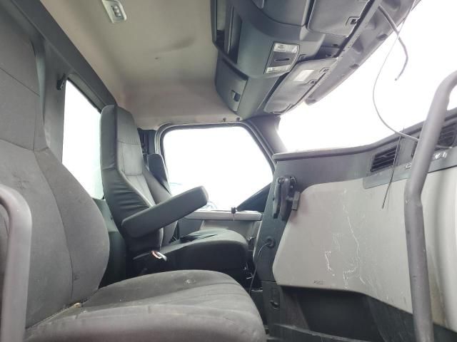 2019 Freightliner Cascadia 126