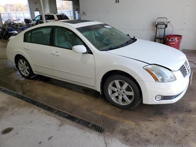 2005 Nissan Maxima SE