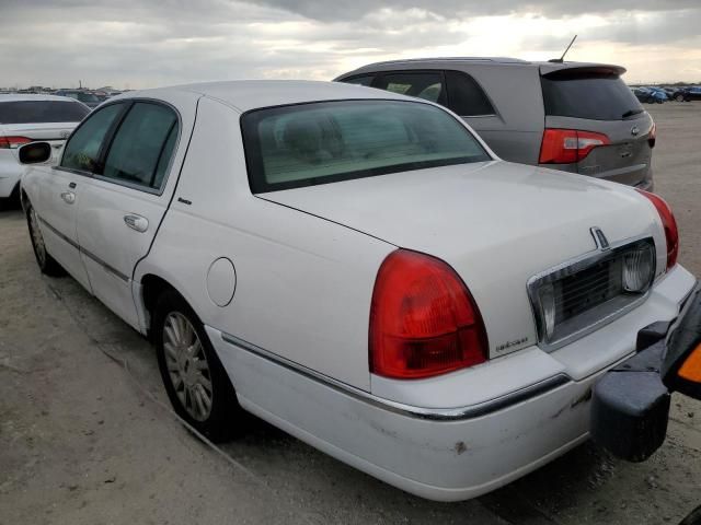 2003 Lincoln Town Car Executive