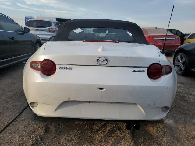 2022 Mazda MX-5 Miata Grand Touring