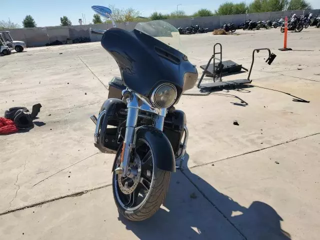 2019 Harley-Davidson Flhx