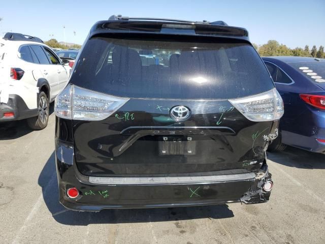 2013 Toyota Sienna Sport