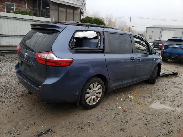 2017 Toyota Sienna LE