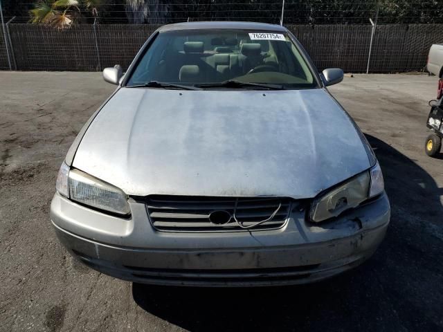 1999 Toyota Camry LE