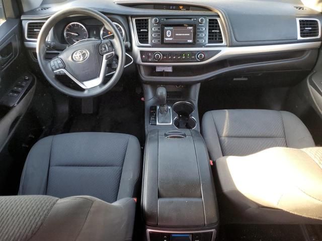 2016 Toyota Highlander LE