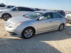 Carros salvage para piezas a la venta en subasta: 2014 Hyundai Sonata GLS