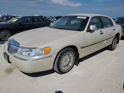 1999 Lincoln Town Car Cartier en venta en Riverview, FL