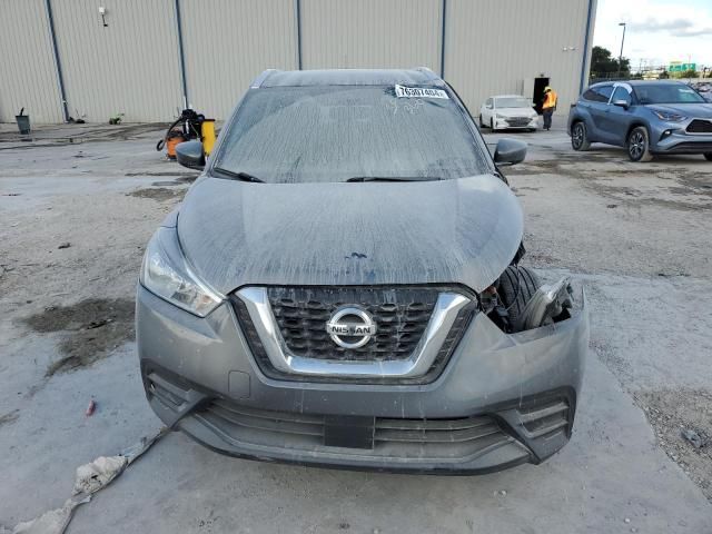 2020 Nissan Kicks SV