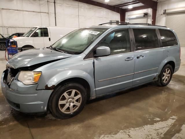 2010 Chrysler Town & Country Touring