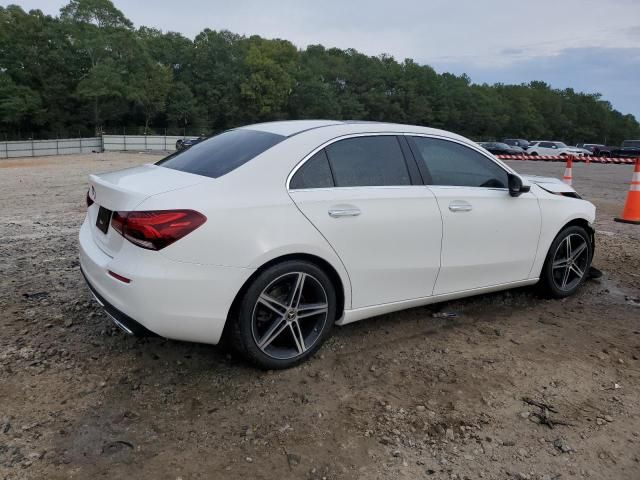 2020 Mercedes-Benz A 220