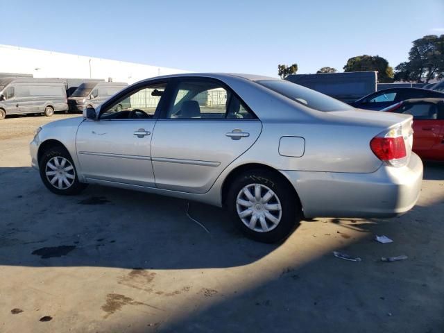 2005 Toyota Camry LE