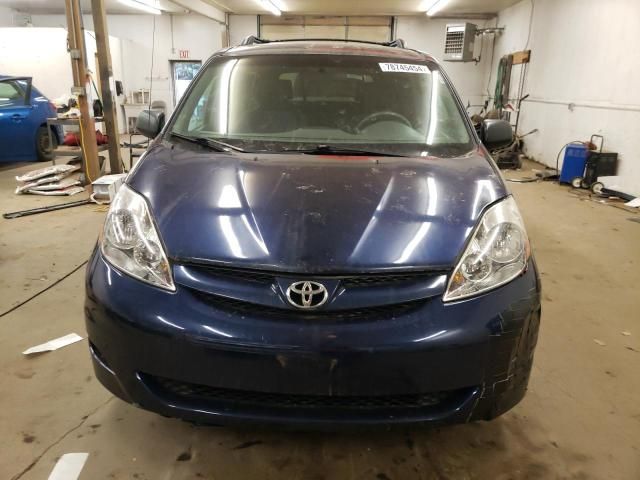 2006 Toyota Sienna CE