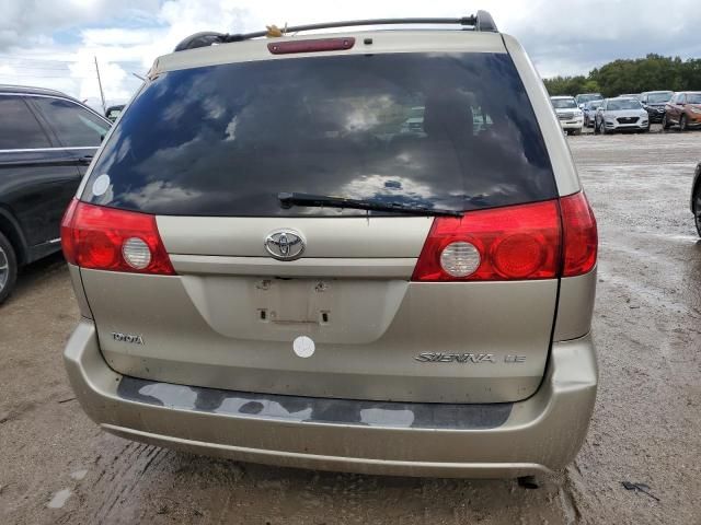 2007 Toyota Sienna CE