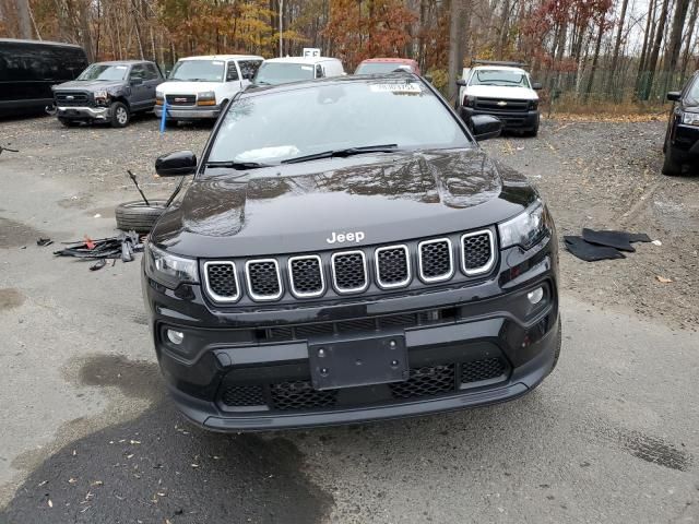 2023 Jeep Compass Latitude LUX