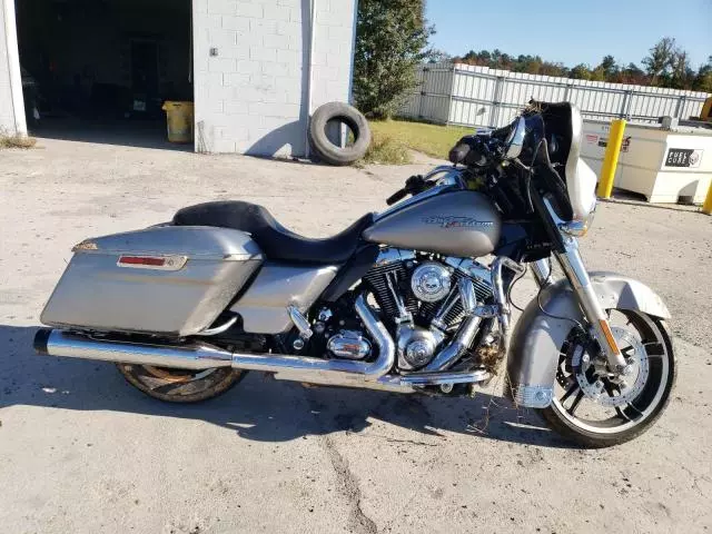 2009 Harley-Davidson Flhx