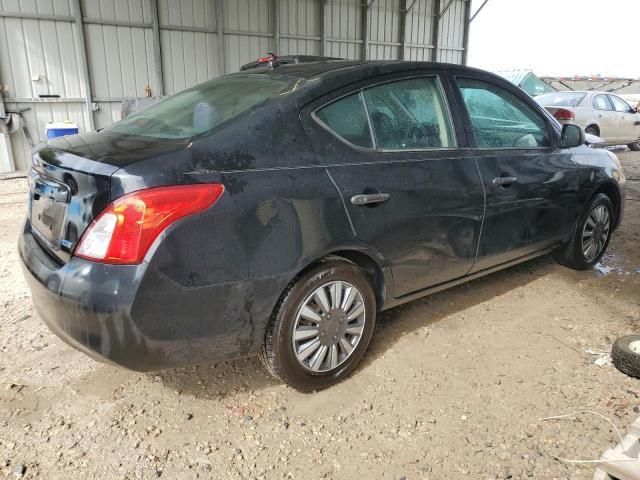 2013 Nissan Versa S