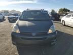 2004 Toyota Sienna XLE