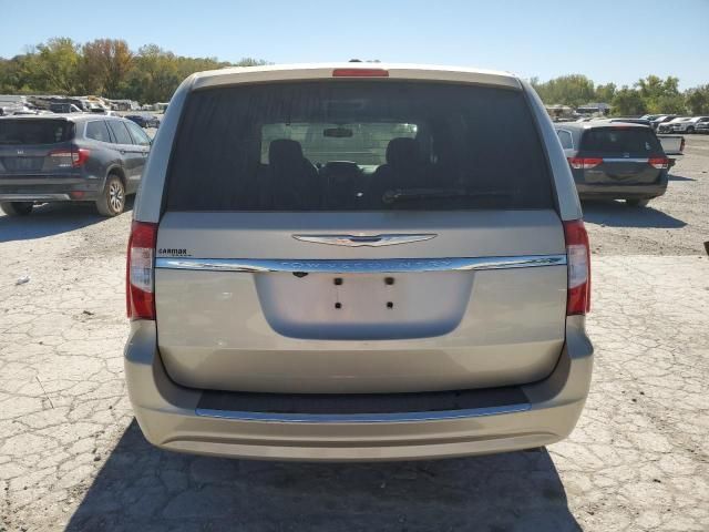 2015 Chrysler Town & Country Touring