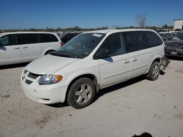 2005 Dodge Grand Caravan SE