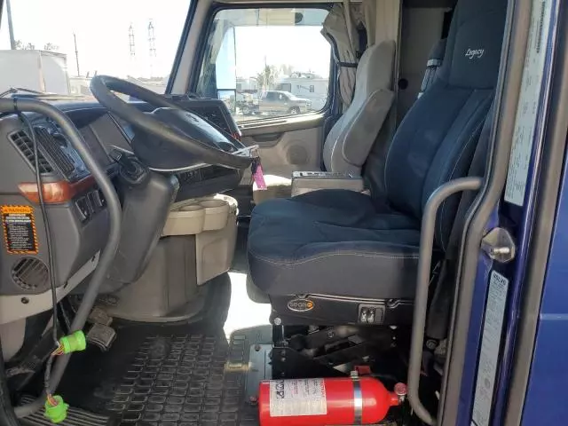 2012 Volvo VN VNL