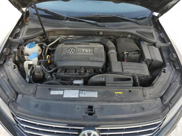 2016 Volkswagen Passat SE