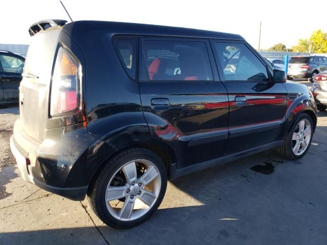 2010 KIA Soul +