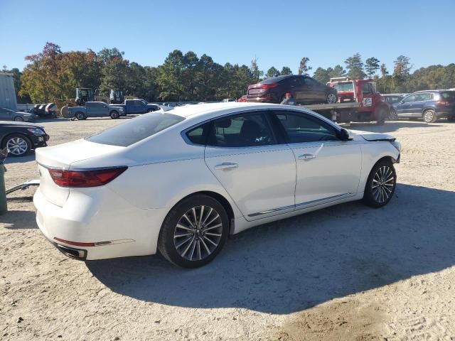 2018 KIA Cadenza Premium