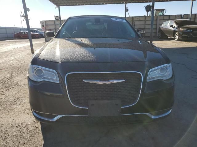 2015 Chrysler 300 Limited