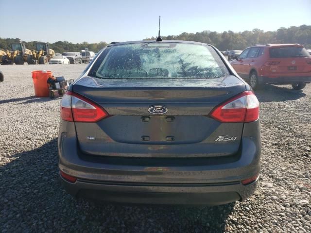 2016 Ford Fiesta SE