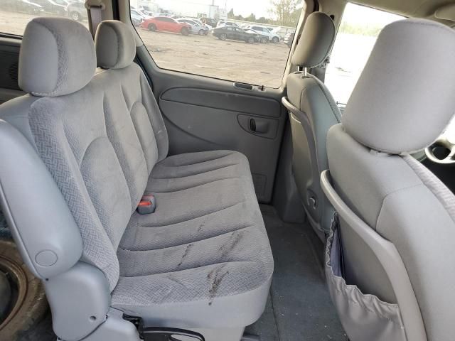 2005 Chrysler Town & Country