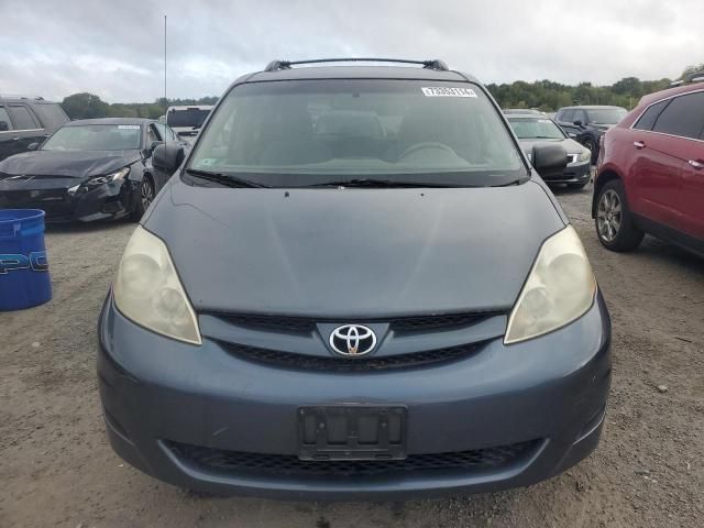 2006 Toyota Sienna CE