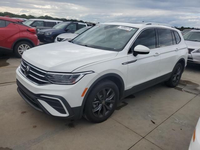 2022 Volkswagen Tiguan SE