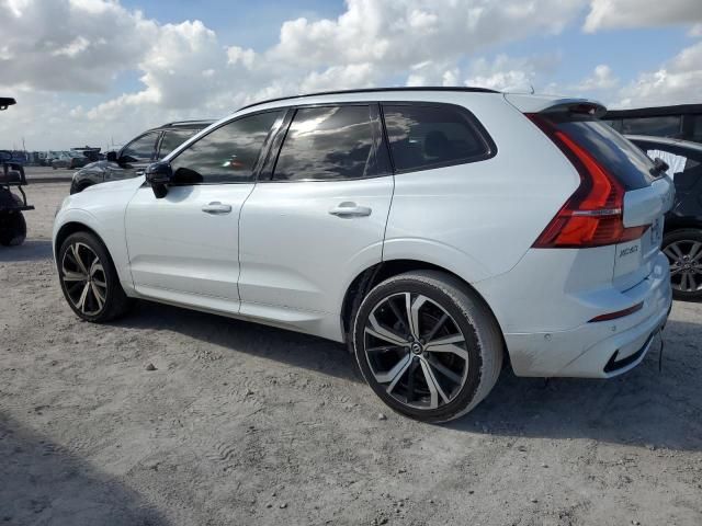 2022 Volvo XC60 B5 R-Design