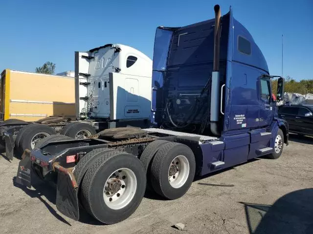 2012 Volvo VN VNL